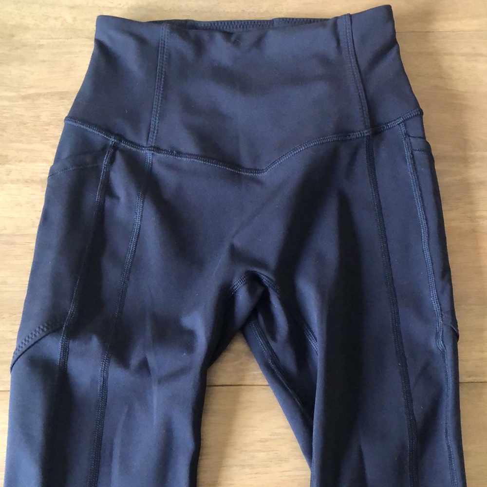 Lululemon, All the Right Places High-Rise Drawcord Waist Crop 23”, black, size 2 - Picture 5 of 8